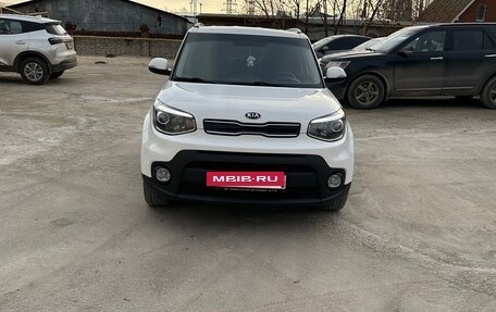 KIA Soul II рестайлинг, 2017 год, 1 650 000 рублей, 4 фотография