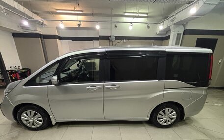 Honda Stepwgn IV, 2015 год, 1 860 000 рублей, 5 фотография