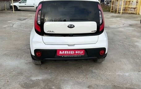 KIA Soul II рестайлинг, 2017 год, 1 650 000 рублей, 5 фотография