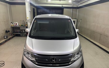 Honda Stepwgn IV, 2015 год, 1 860 000 рублей, 3 фотография