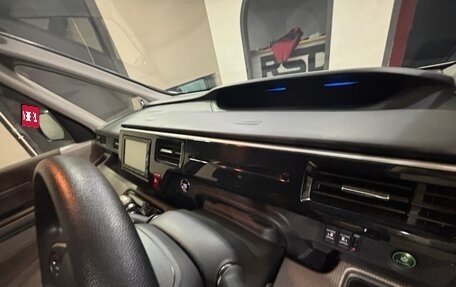 Honda Stepwgn IV, 2015 год, 1 860 000 рублей, 14 фотография