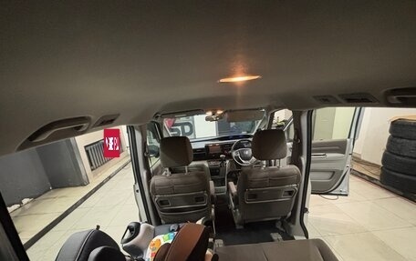 Honda Stepwgn IV, 2015 год, 1 860 000 рублей, 31 фотография