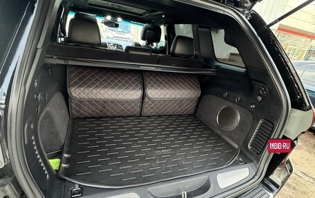 Jeep Grand Cherokee, 2019 год, 4 500 000 рублей, 21 фотография