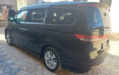 Honda Elysion I, 2008 год, 880 000 рублей, 3 фотография