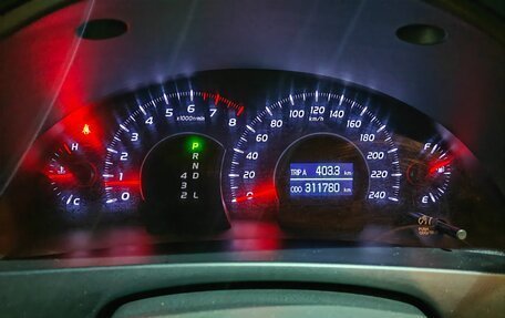 Toyota Camry, 2010 год, 1 050 000 рублей, 5 фотография