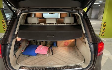 Volkswagen Touareg III, 2012 год, 1 750 000 рублей, 15 фотография