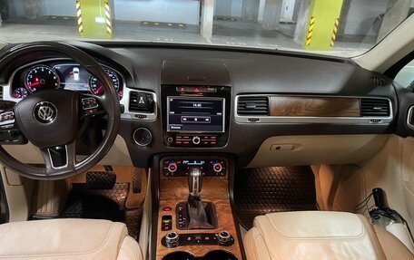 Volkswagen Touareg III, 2012 год, 1 750 000 рублей, 14 фотография