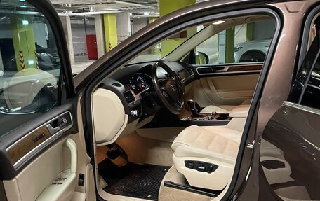 Volkswagen Touareg III, 2012 год, 1 750 000 рублей, 19 фотография