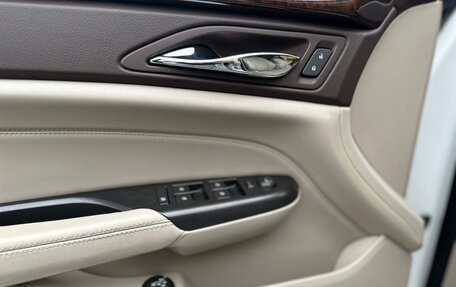 Cadillac SRX II рестайлинг, 2012 год, 1 440 000 рублей, 14 фотография