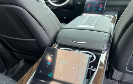 Cadillac Escalade V, 2025 год, 20 700 000 рублей, 15 фотография