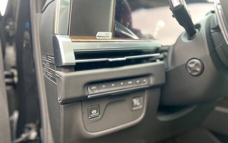 Cadillac Escalade V, 2025 год, 20 700 000 рублей, 26 фотография