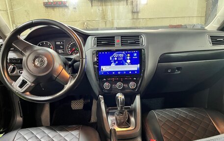 Volkswagen Jetta VI, 2012 год, 845 000 рублей, 12 фотография