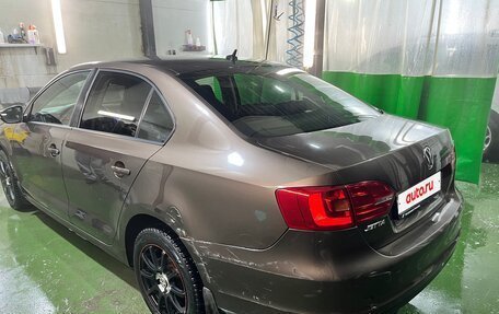 Volkswagen Jetta VI, 2012 год, 845 000 рублей, 3 фотография