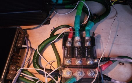 ГАЗ 31105 «Волга», 2004 год, 175 000 рублей, 14 фотография