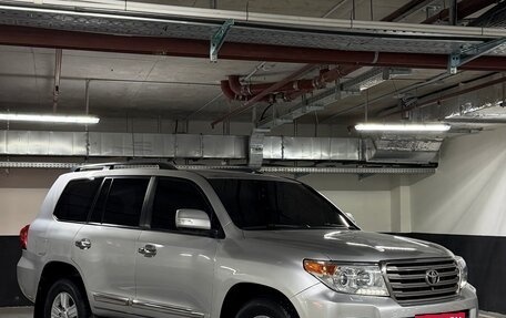 Toyota Land Cruiser 200, 2012 год, 3 100 000 рублей, 3 фотография