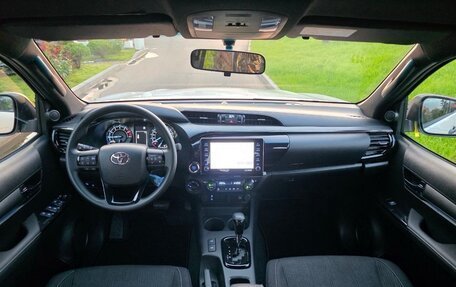 Toyota Hilux VIII, 2025 год, 6 990 000 рублей, 18 фотография