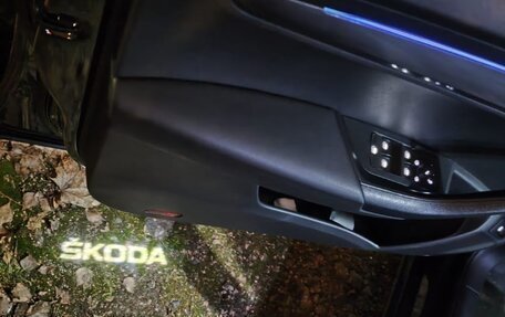 Skoda Karoq I, 2021 год, 2 700 000 рублей, 11 фотография