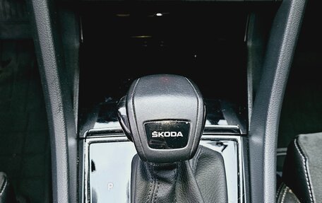 Skoda Karoq I, 2021 год, 2 700 000 рублей, 20 фотография