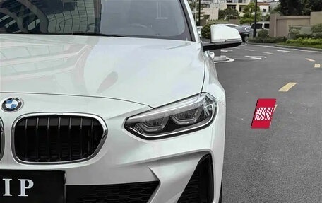 BMW 1 серия, 2022 год, 2 050 000 рублей, 8 фотография