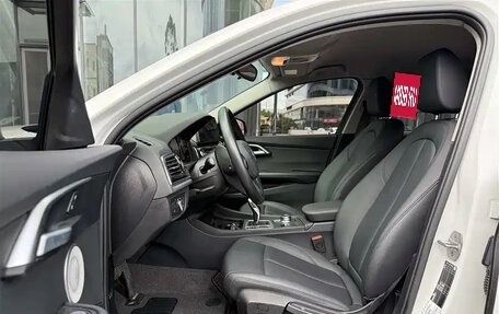 BMW 1 серия, 2022 год, 2 050 000 рублей, 12 фотография