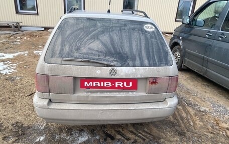 Volkswagen Passat B3, 1993 год, 250 000 рублей, 2 фотография