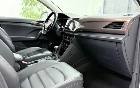 Volkswagen Tharu, 2021 год, 1 400 000 рублей, 9 фотография