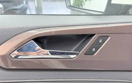 Volkswagen Tharu, 2021 год, 1 400 000 рублей, 13 фотография