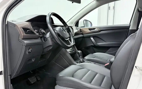 Volkswagen Tharu, 2021 год, 1 400 000 рублей, 10 фотография