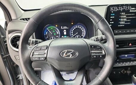 Hyundai Kona I, 2022 год, 1 460 000 рублей, 14 фотография