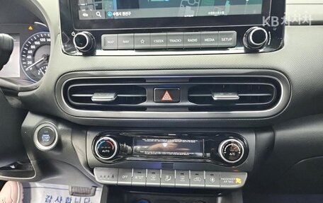 Hyundai Kona I, 2022 год, 1 460 000 рублей, 15 фотография