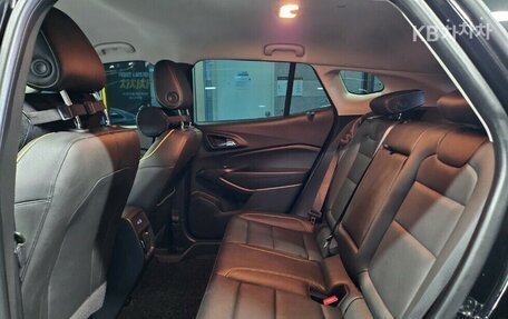 Chevrolet Trax, 2024 год, 1 660 000 рублей, 14 фотография