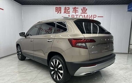 Skoda Karoq I, 2022 год, 1 530 000 рублей, 6 фотография