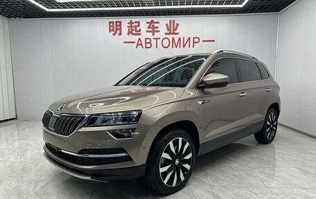 Skoda Karoq I, 2022 год, 1 530 000 рублей, 3 фотография