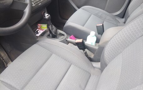 Volkswagen Touran III, 2003 год, 600 000 рублей, 8 фотография