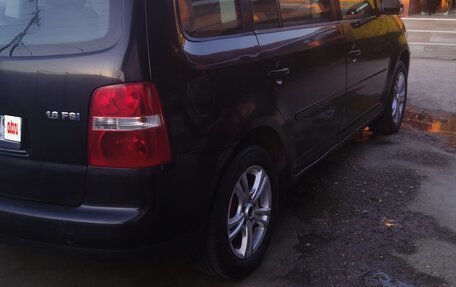 Volkswagen Touran III, 2003 год, 600 000 рублей, 13 фотография