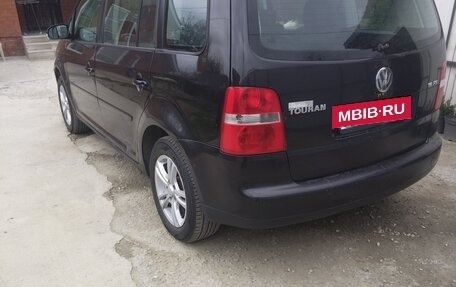 Volkswagen Touran III, 2003 год, 600 000 рублей, 12 фотография