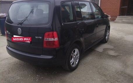 Volkswagen Touran III, 2003 год, 600 000 рублей, 11 фотография