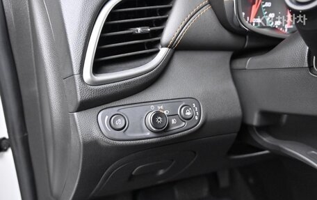 Chevrolet Trax, 2022 год, 1 060 000 рублей, 8 фотография