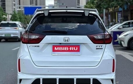 Honda Fit, 2022 год, 1 230 000 рублей, 4 фотография