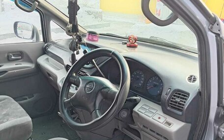 Nissan Serena I, 1999 год, 375 000 рублей, 7 фотография
