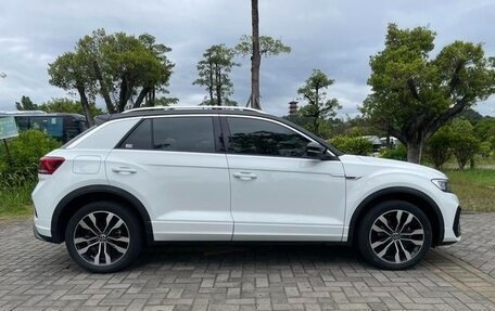 Volkswagen T-Roc I, 2021 год, 1 500 012 рублей, 2 фотография