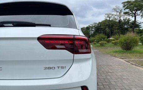 Volkswagen T-Roc I, 2021 год, 1 500 012 рублей, 10 фотография