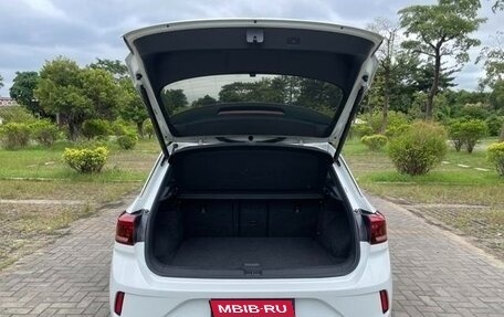 Volkswagen T-Roc I, 2021 год, 1 500 012 рублей, 11 фотография