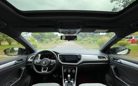 Volkswagen T-Roc I, 2021 год, 1 500 012 рублей, 16 фотография