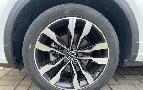 Volkswagen T-Roc I, 2021 год, 1 500 012 рублей, 20 фотография