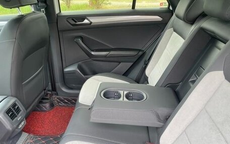 Volkswagen T-Roc I, 2021 год, 1 500 012 рублей, 22 фотография