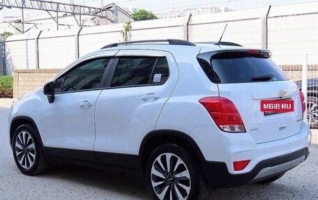 Chevrolet Trax, 2022 год, 1 179 000 рублей, 3 фотография