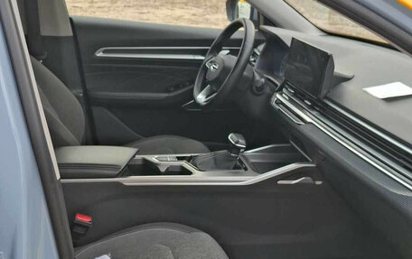 Geely Emgrand, 2024 год, 1 555 000 рублей, 5 фотография