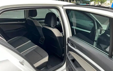 Volkswagen Golf VIII, 2024 год, 2 020 000 рублей, 9 фотография