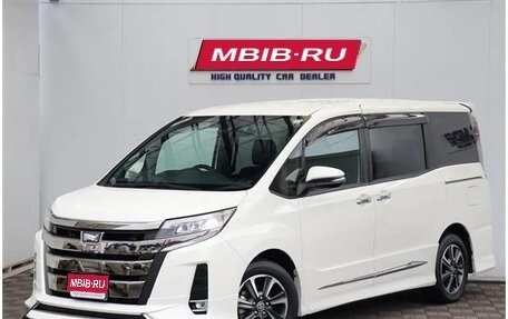 Toyota Noah III, 2019 год, 2 426 000 рублей, 1 фотография